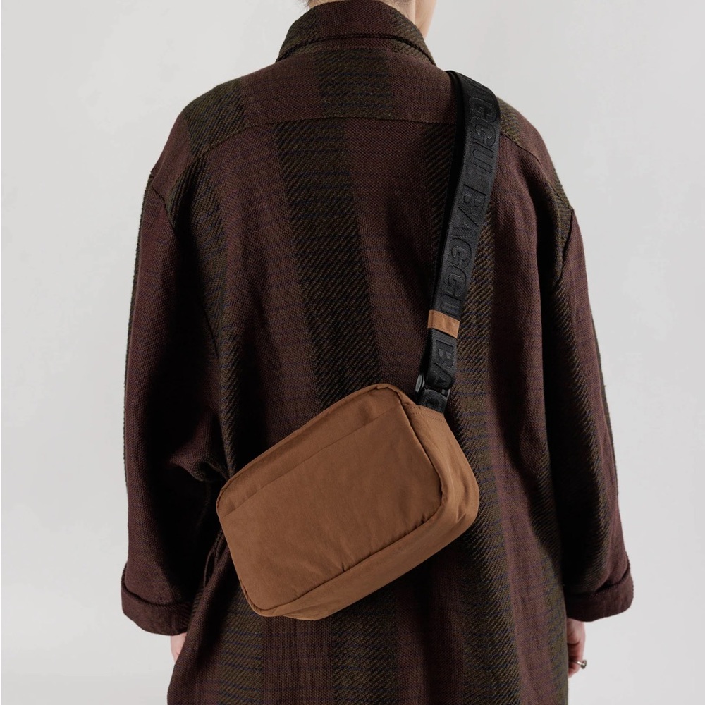 Brown baggu camera bag new with tags